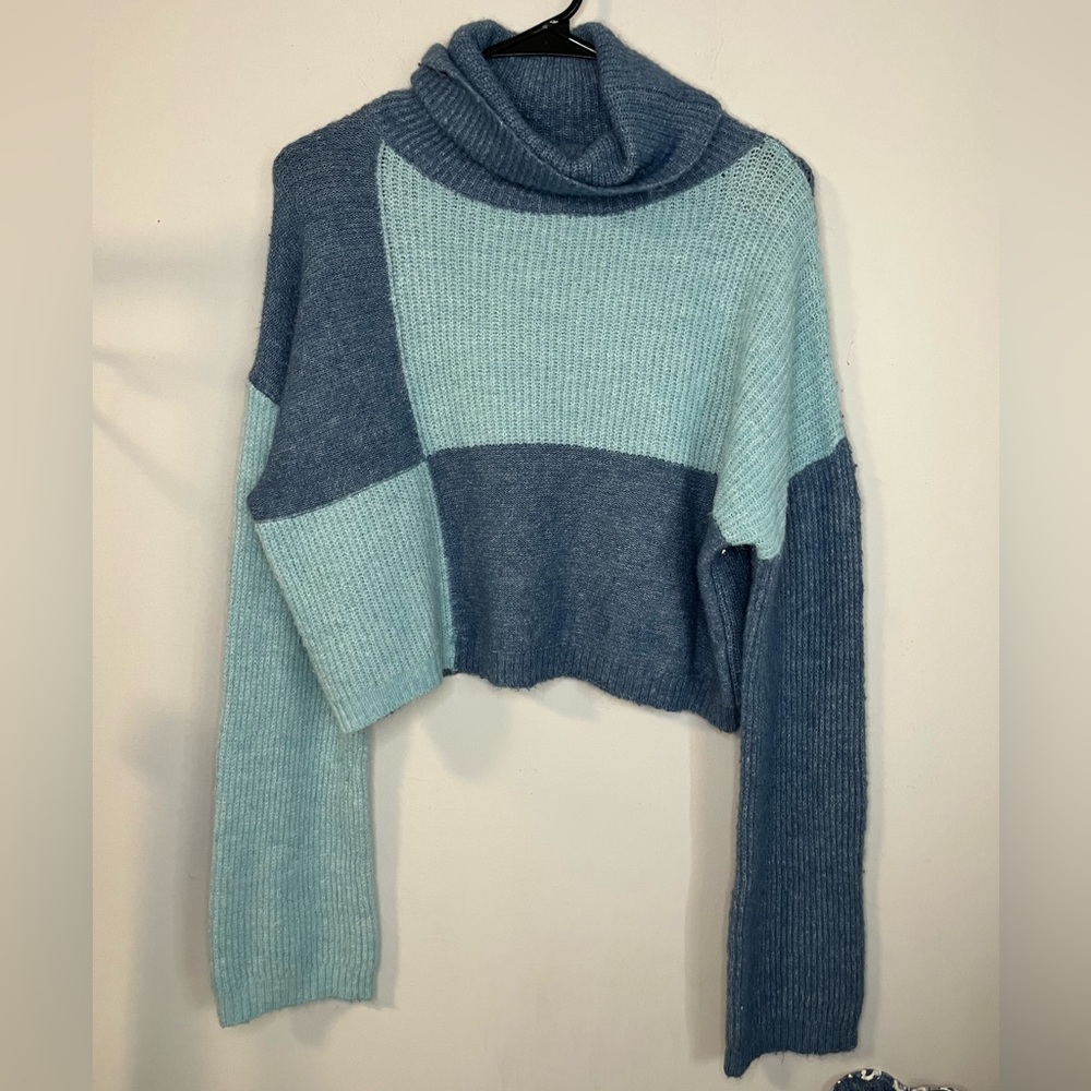 Wild‎ Fable Blue Checkered Cropped Sweater | Size XS